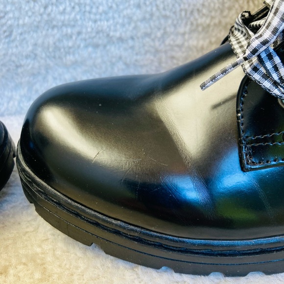 ✨Dirty Laundry Combat Boots✨ - Picture 11 of 15